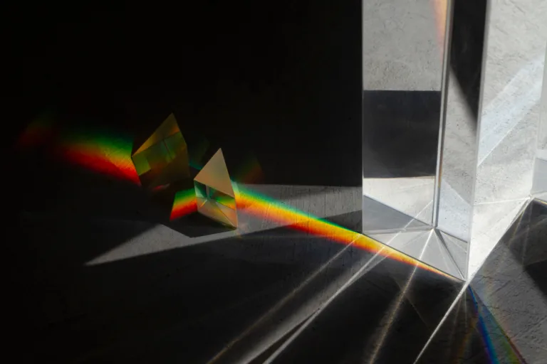 lights prisms effect close up 3